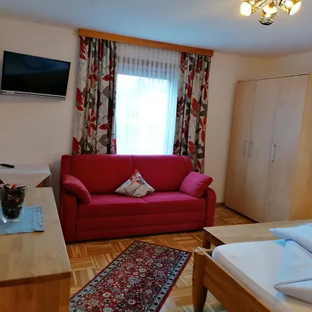 Bacher Gertrud Apartamento